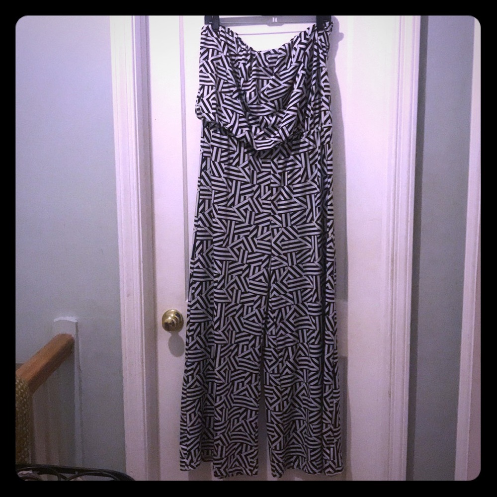 Jumpsuit by Magic
